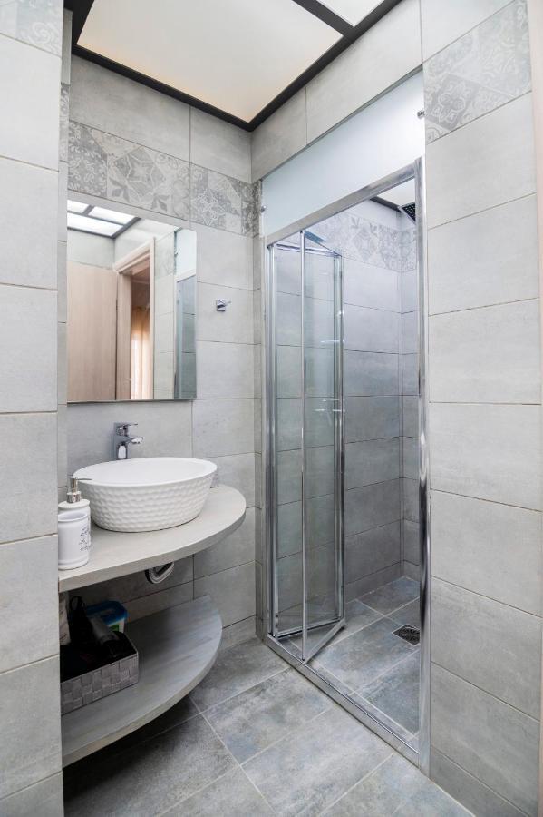 The "Maze" By Ck&G Apartment Atena Exterior foto